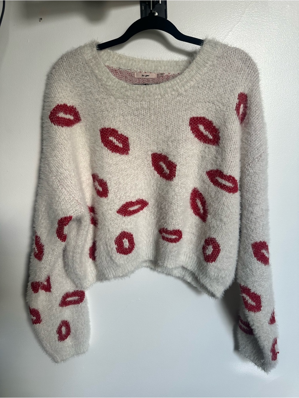 Francesca's Collections Cream Fuzzy Sweater with Red Lip Print